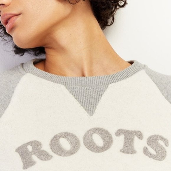 Roots Fleece Crewneck - Picture 3 of 12